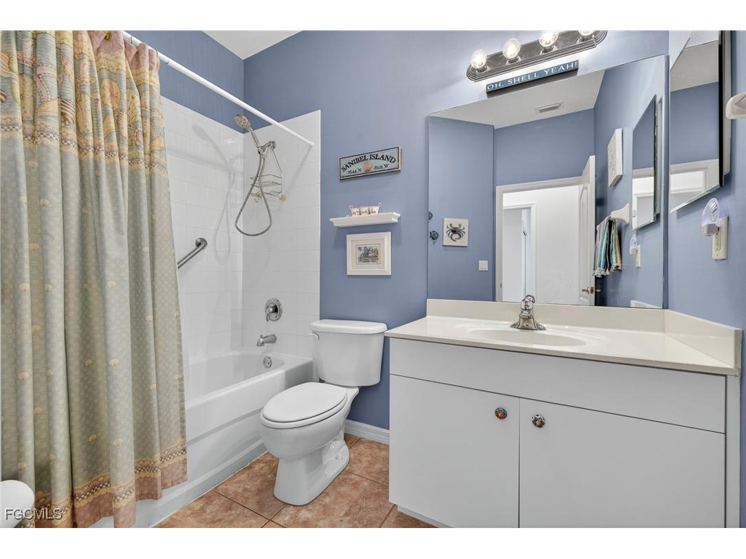 12671 Stone Valley Loop Fort Myers FL 33913 2025017145 image23