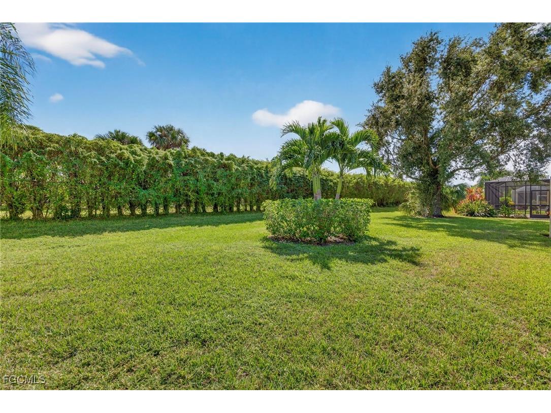 12671 Stone Valley Loop Fort Myers FL 33913 2025017145 image28