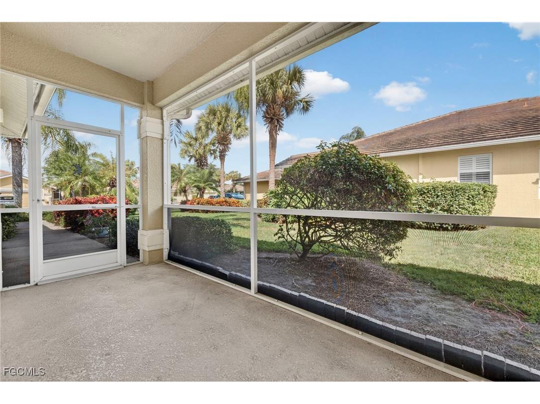 12671 Stone Valley Loop Fort Myers FL 33913 2025017145 image3