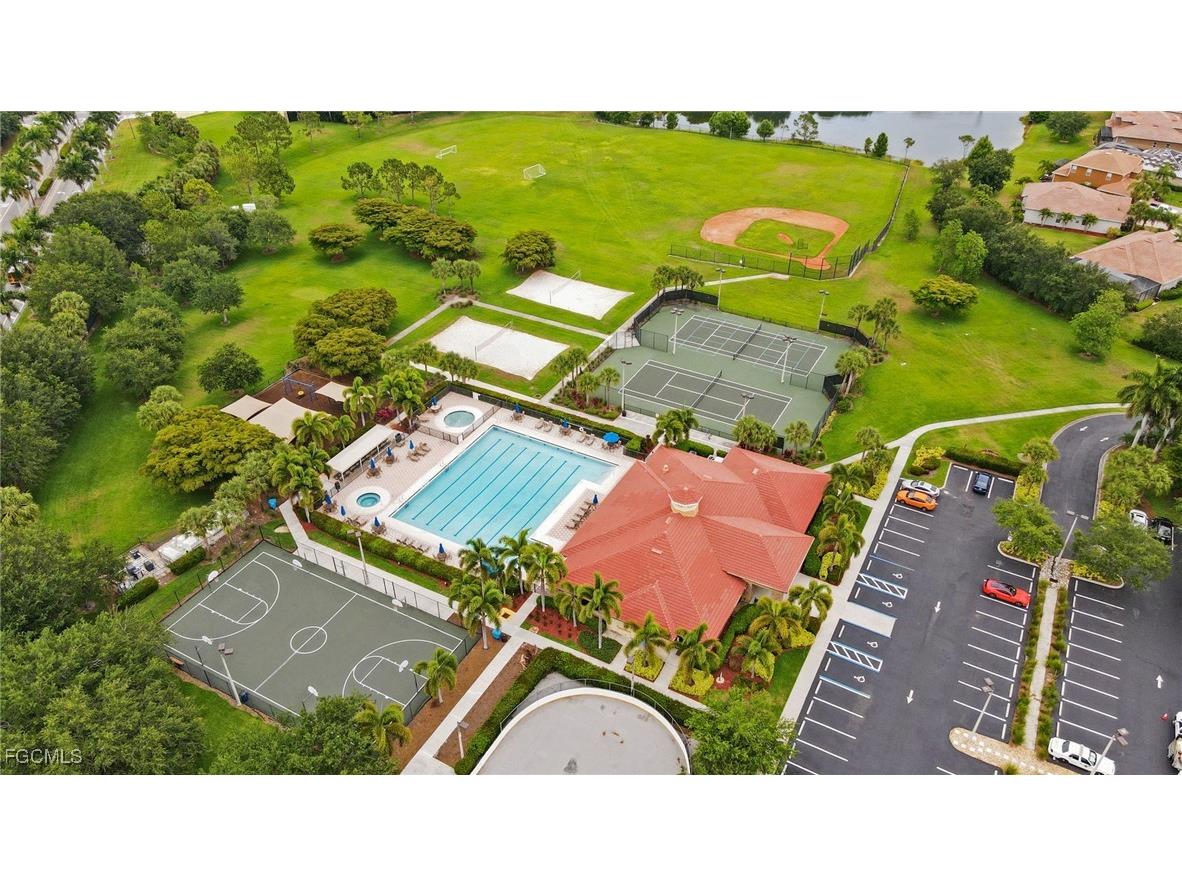 12671 Stone Valley Loop Fort Myers FL 33913 2025017145 image32