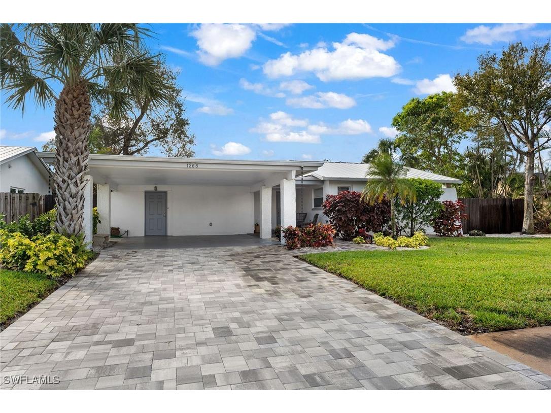 1268 Westlake Boulevard Naples FL 34103 224103336 image1