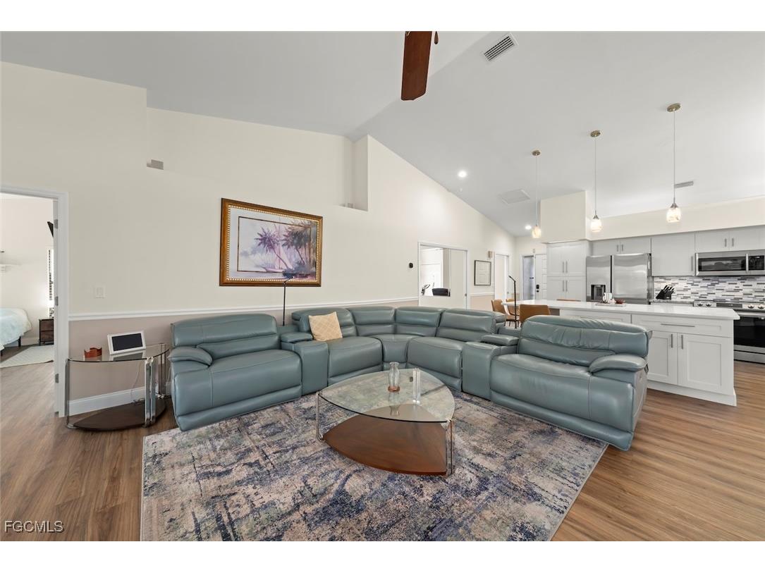 12681 Kelly Palm Drive Fort Myers FL 33908 2025022920 image2