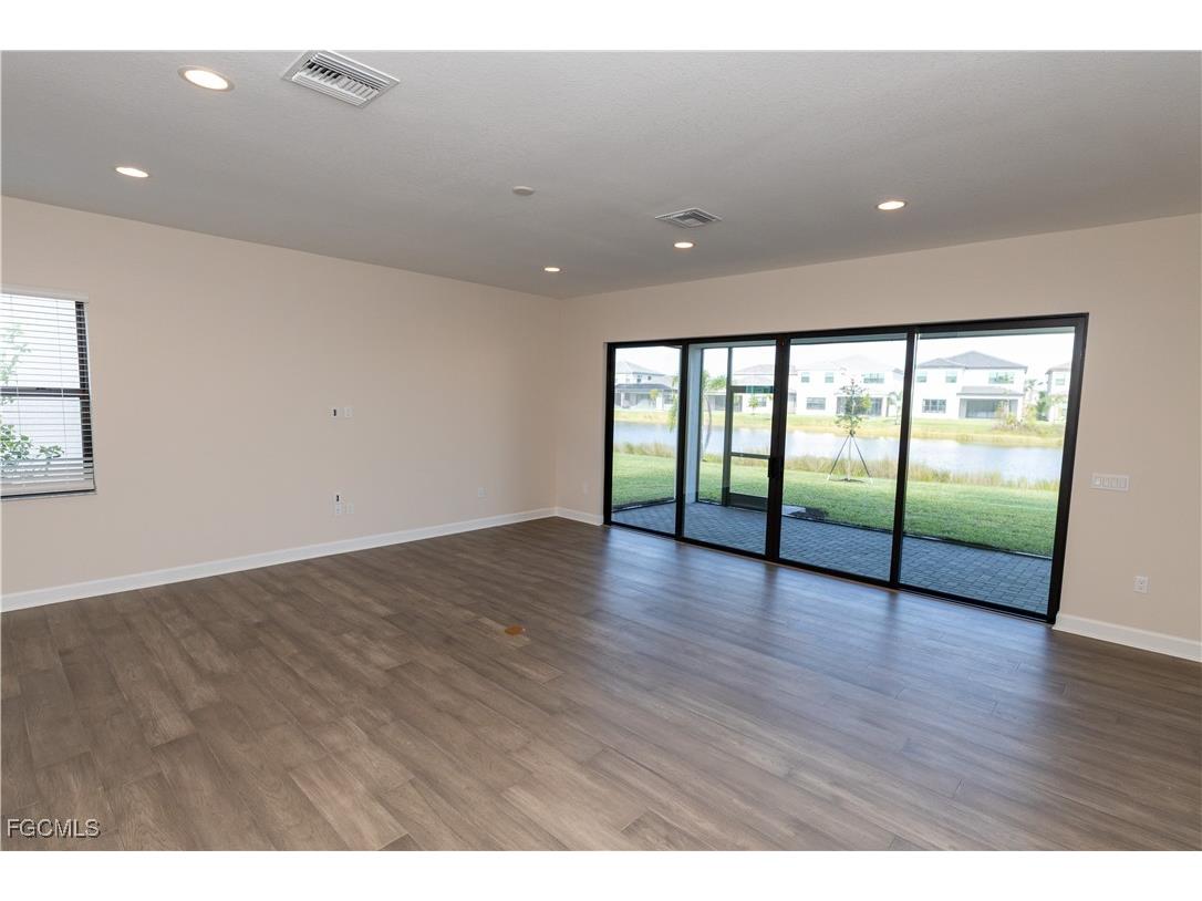 12686 Alderson Avenue Estero FL 33928 2025003944 image9