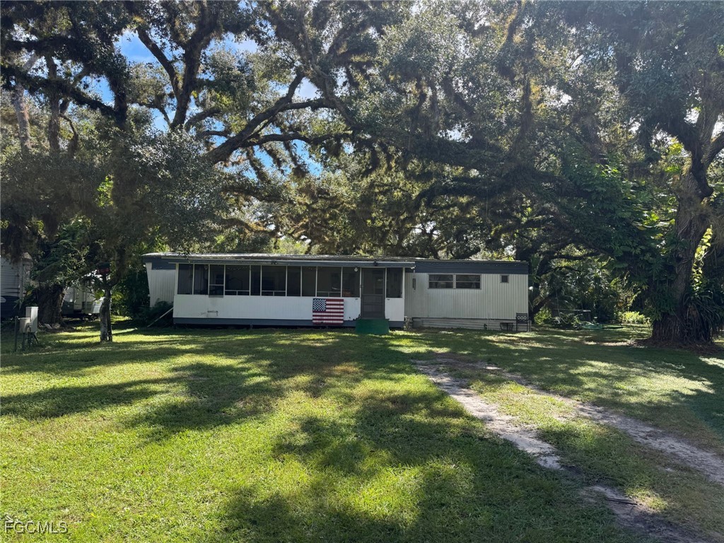 1269 Alex Boulevard Labelle FL 33935 2025014499 image6