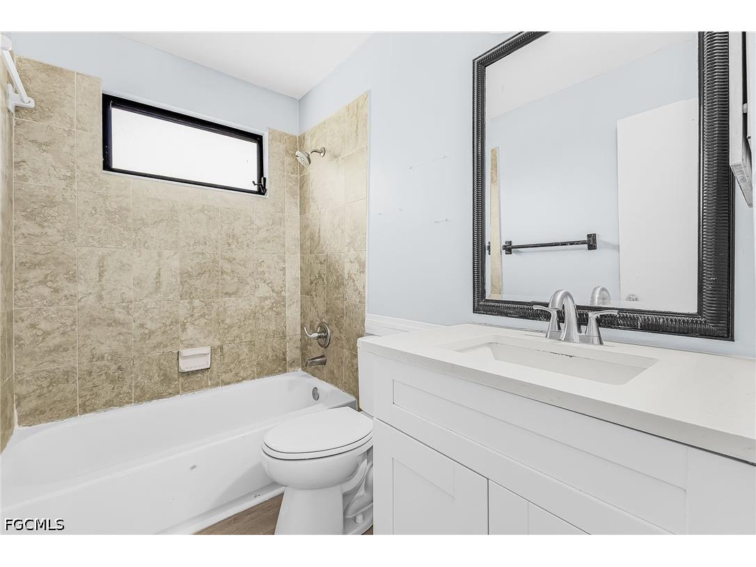 1269 SE 8th Terrace Cape Coral FL 33990 2026023756 image28