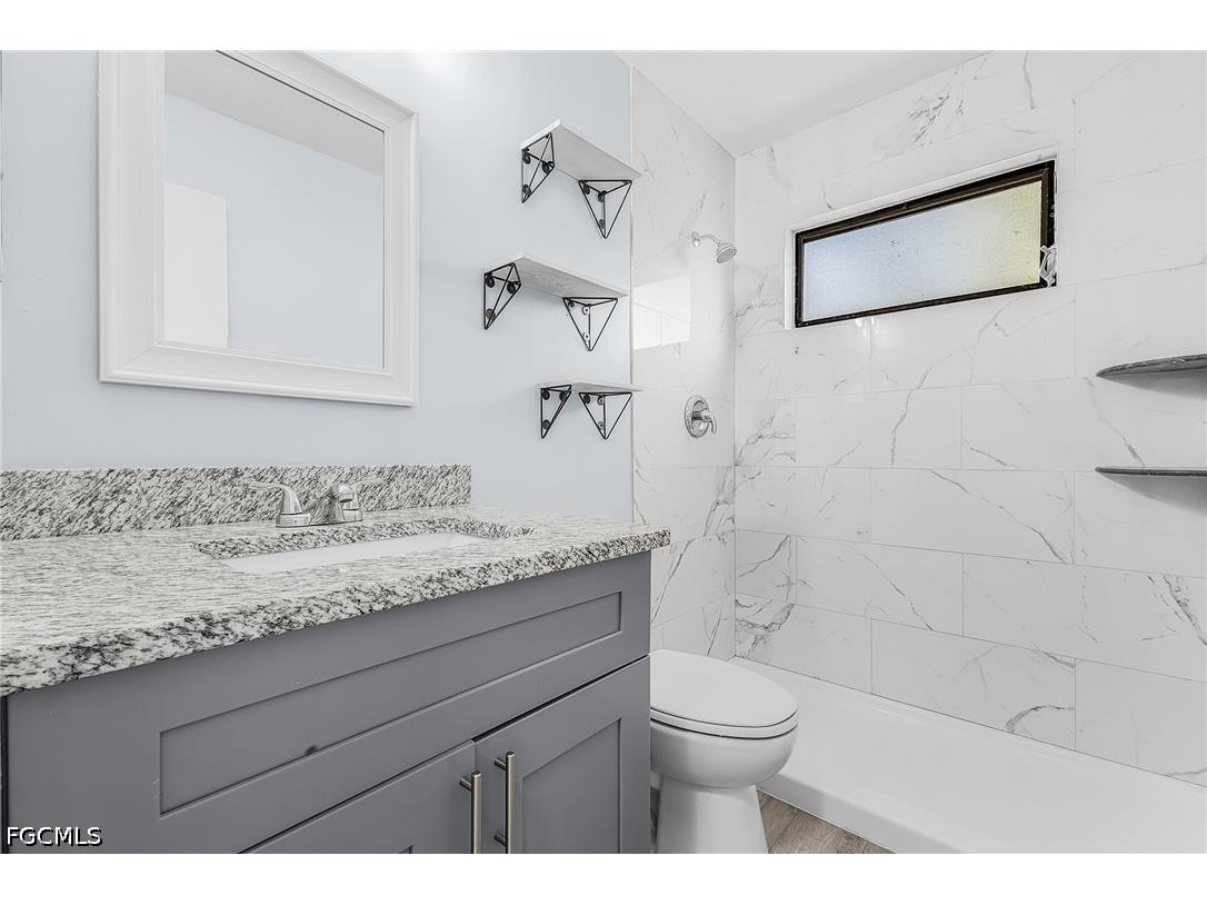 1269 SE 8th Terrace Cape Coral FL 33990 2026023756 image3