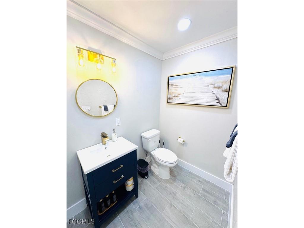 127-129 Fairweather Lane Fort Myers Beach FL 33931 2025020610 image15