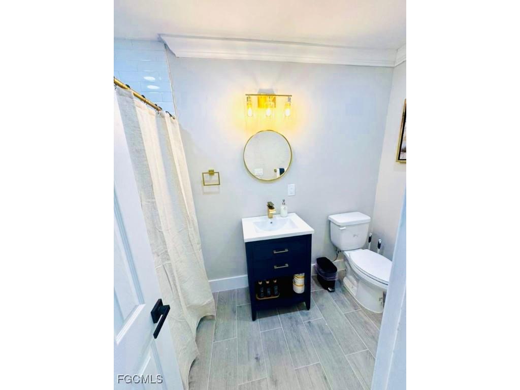 127-129 Fairweather Lane Fort Myers Beach FL 33931 2025020610 image17