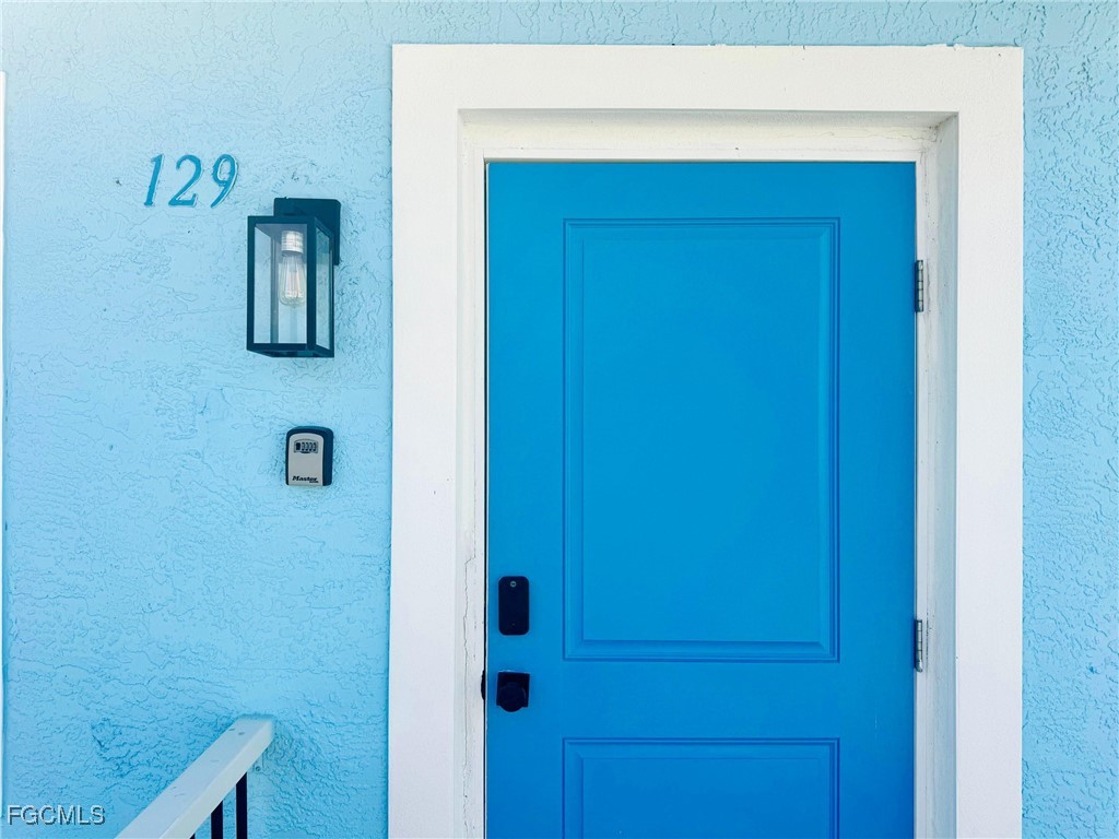 127-129 Fairweather Lane Fort Myers Beach FL 33931 2025020610 image19