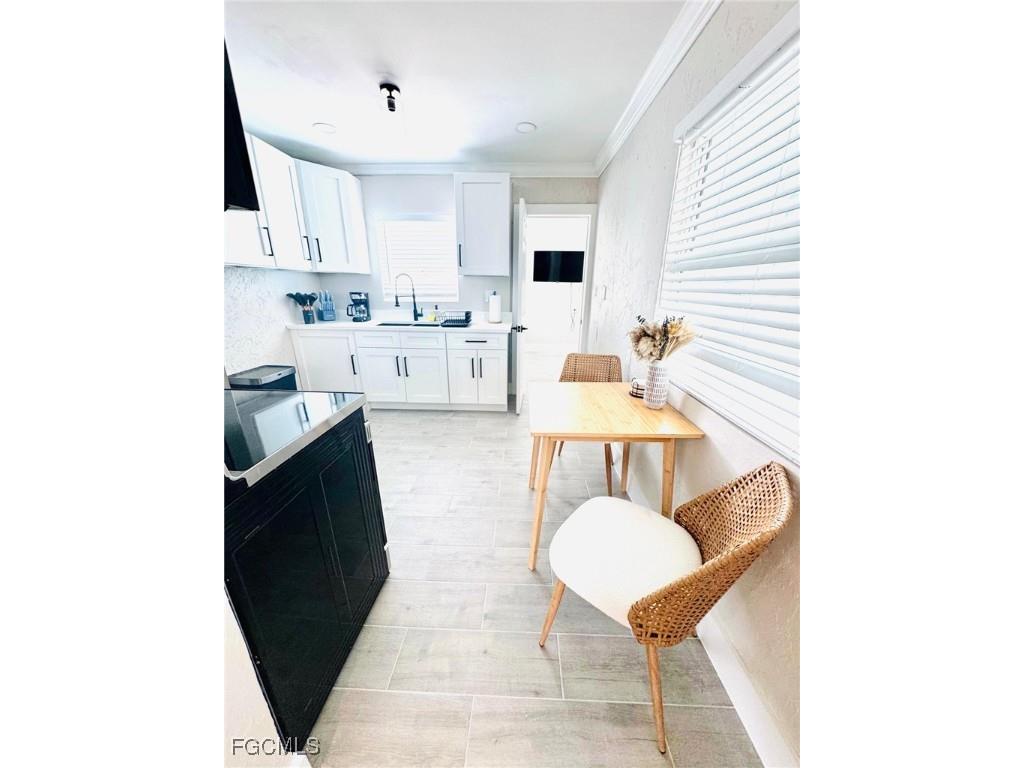 127-129 Fairweather Lane Fort Myers Beach FL 33931 2025020610 image29