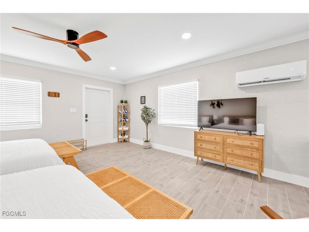 127-129 Fairweather Lane Fort Myers Beach FL 33931 2025020610 image37