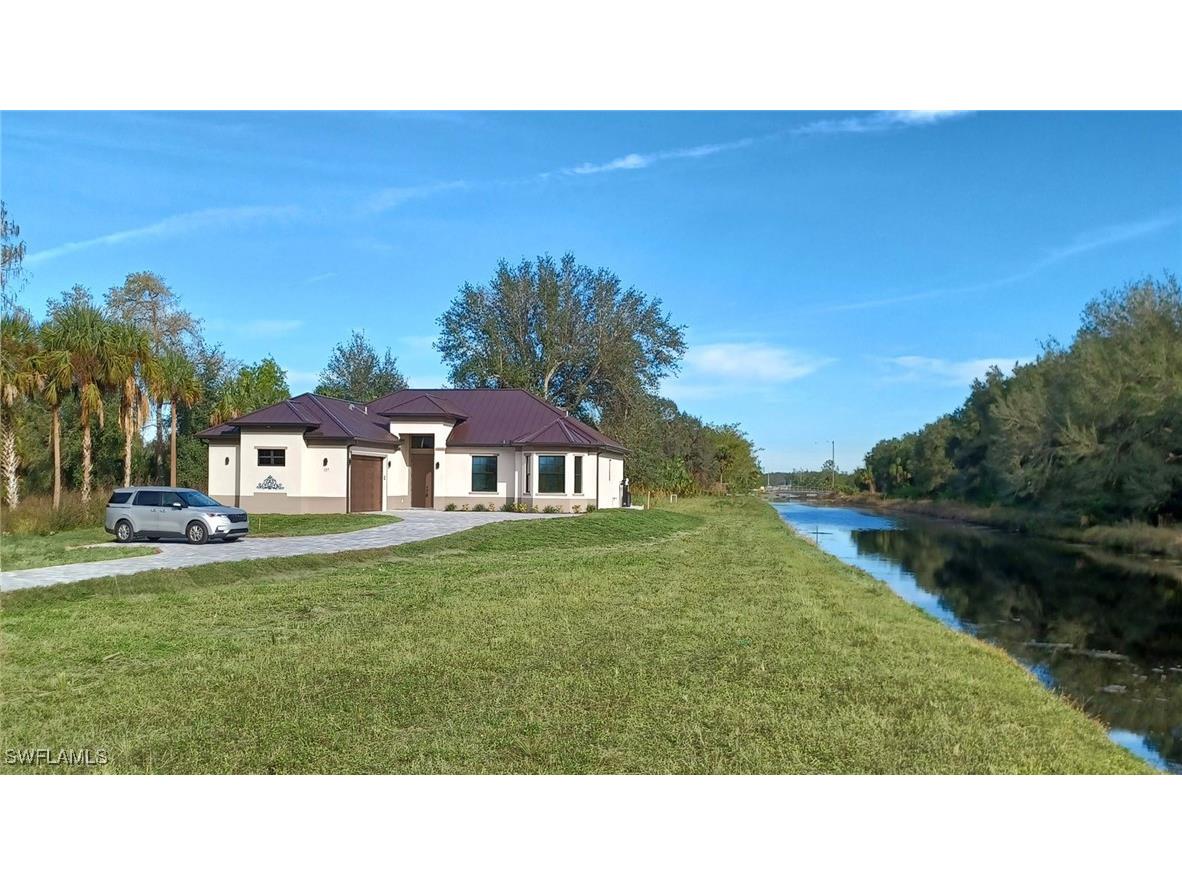127 39th Avenue NW Naples FL 34120 225000793 image1