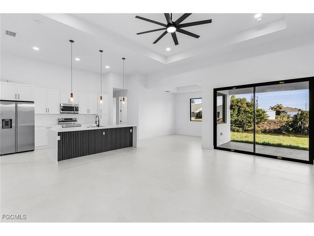 127 NW 14th Avenue Cape Coral FL 33993 2025023933 image10