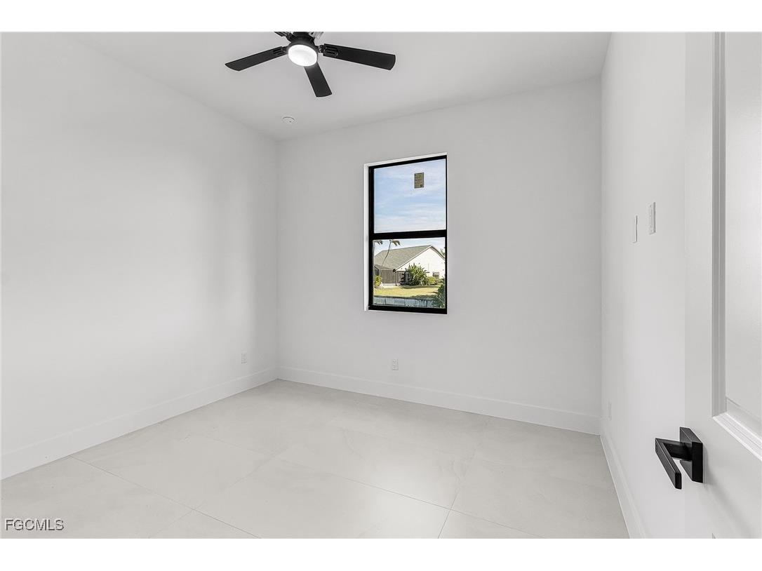 127 NW 14th Avenue Cape Coral FL 33993 2025023933 image16