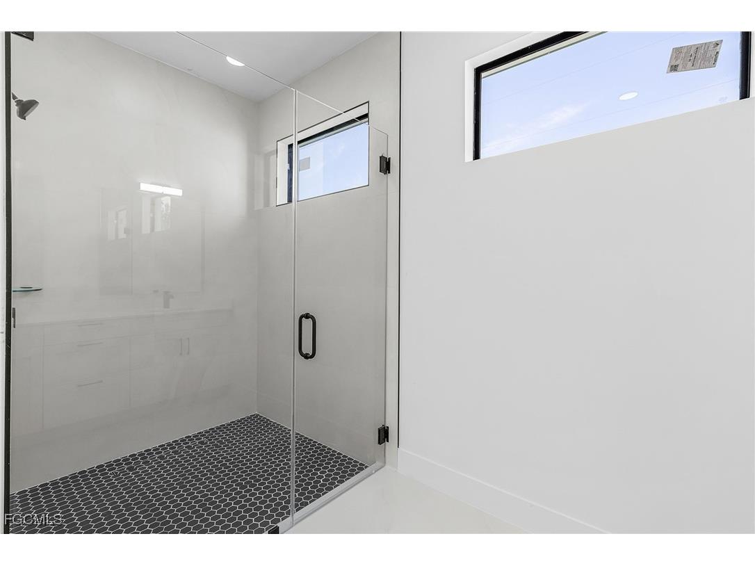 127 NW 14th Avenue Cape Coral FL 33993 2025023933 image21