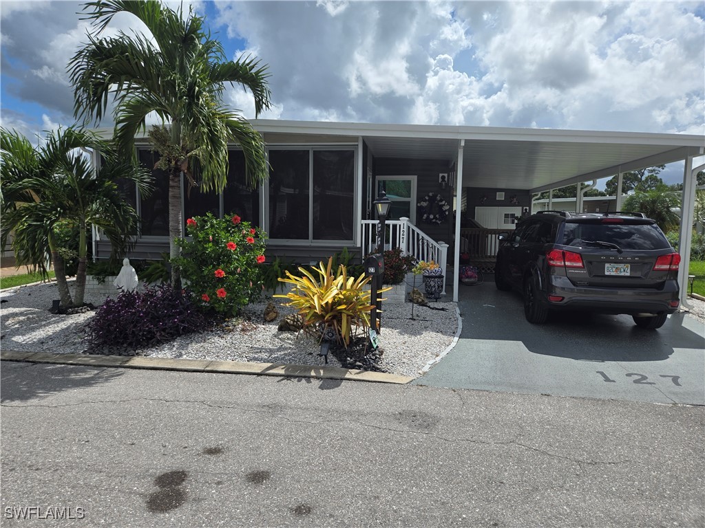 127 Nicklaus Boulevard North Fort Myers FL 33903 224071010 image1