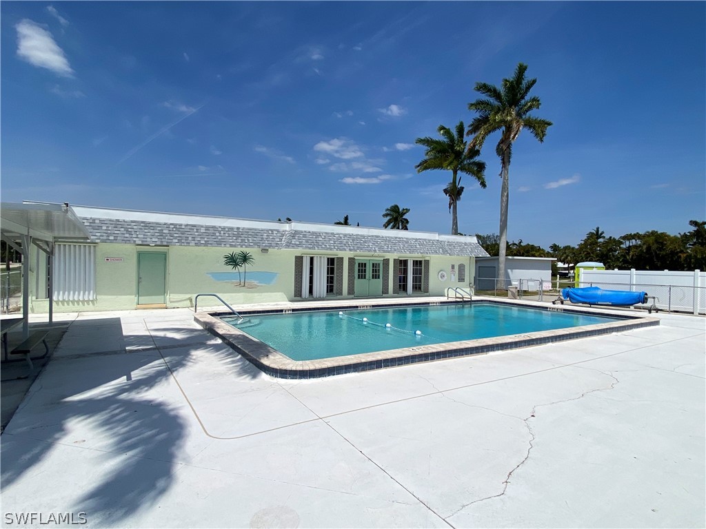 127 Raintree Lane Fort Myers FL 33908 223093721 image3