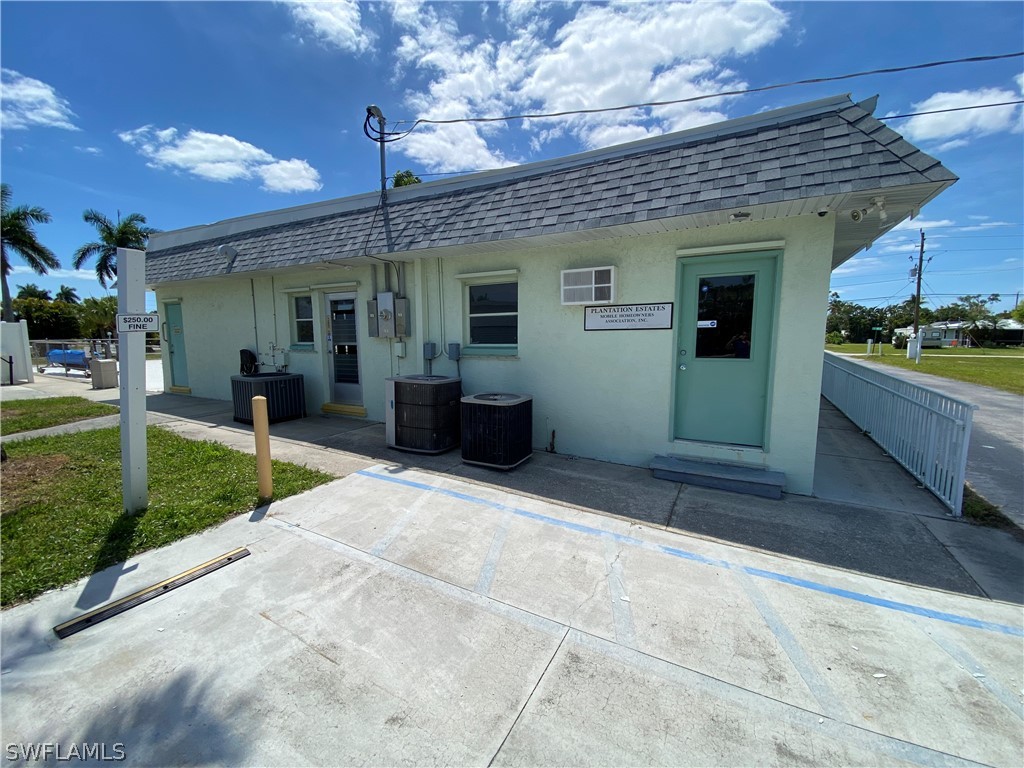 127 Raintree Lane Fort Myers FL 33908 223093721 image5
