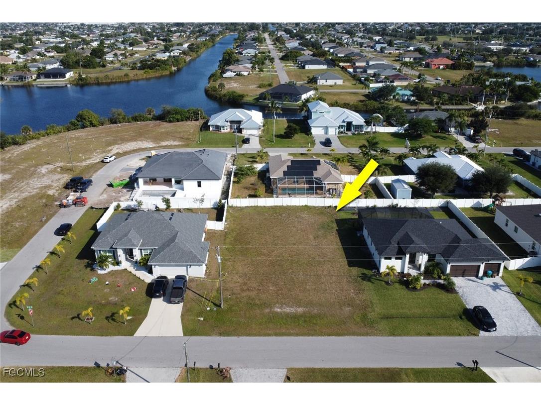 127 SW 31st Place Cape Coral FL 33991 2026004026 image1