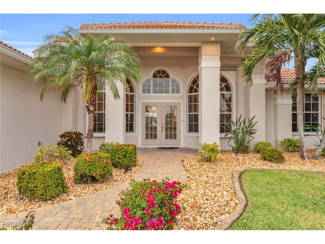 127 SW 53rd Terrace Cape Coral FL 33914 2025023305 image1