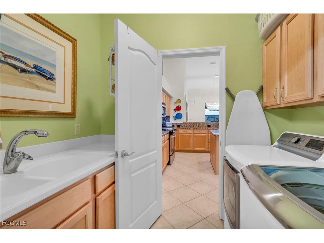 127 SW 53rd Terrace Cape Coral FL 33914 2025023305 image17