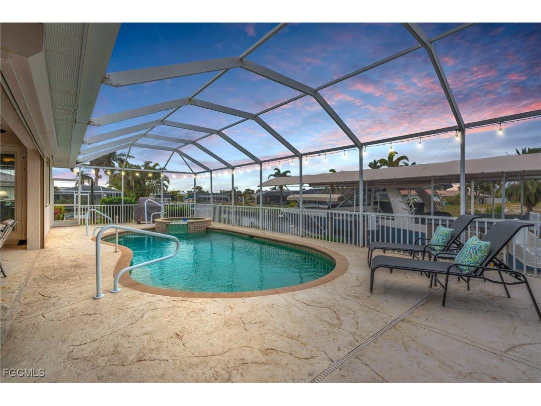 127 SW 53rd Terrace Cape Coral FL 33914 2025023305 image20