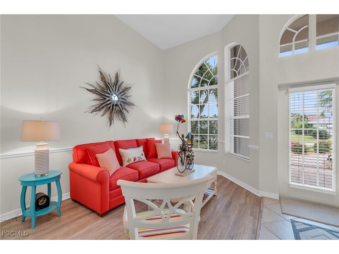 127 SW 53rd Terrace Cape Coral FL 33914 2025023305 image4