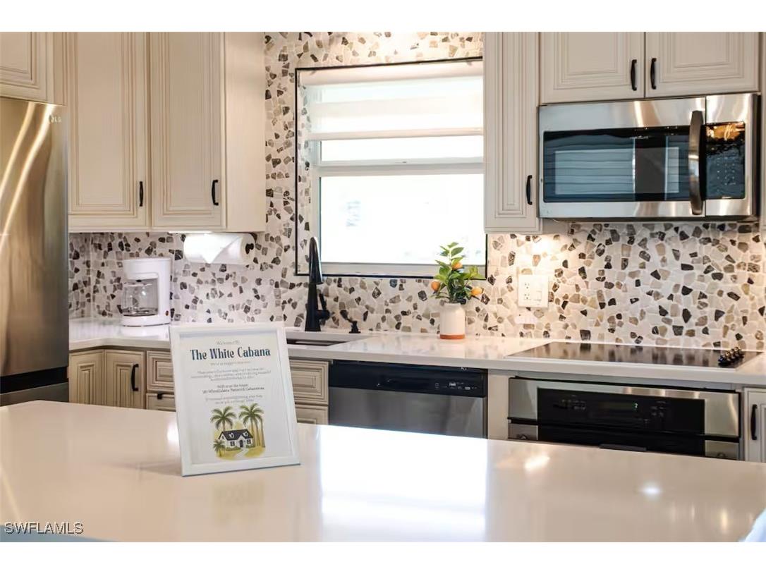  North Fort Myers FL 33903 225076147 image16