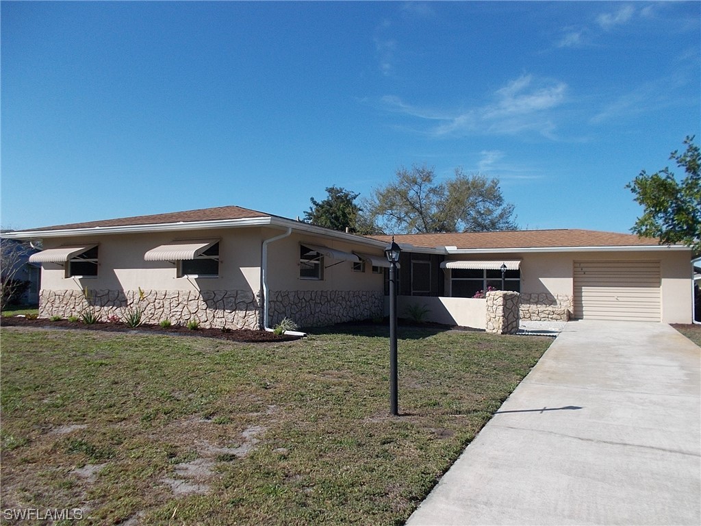 127 W Lake Drive Lehigh Acres FL 33936 224023452 image1