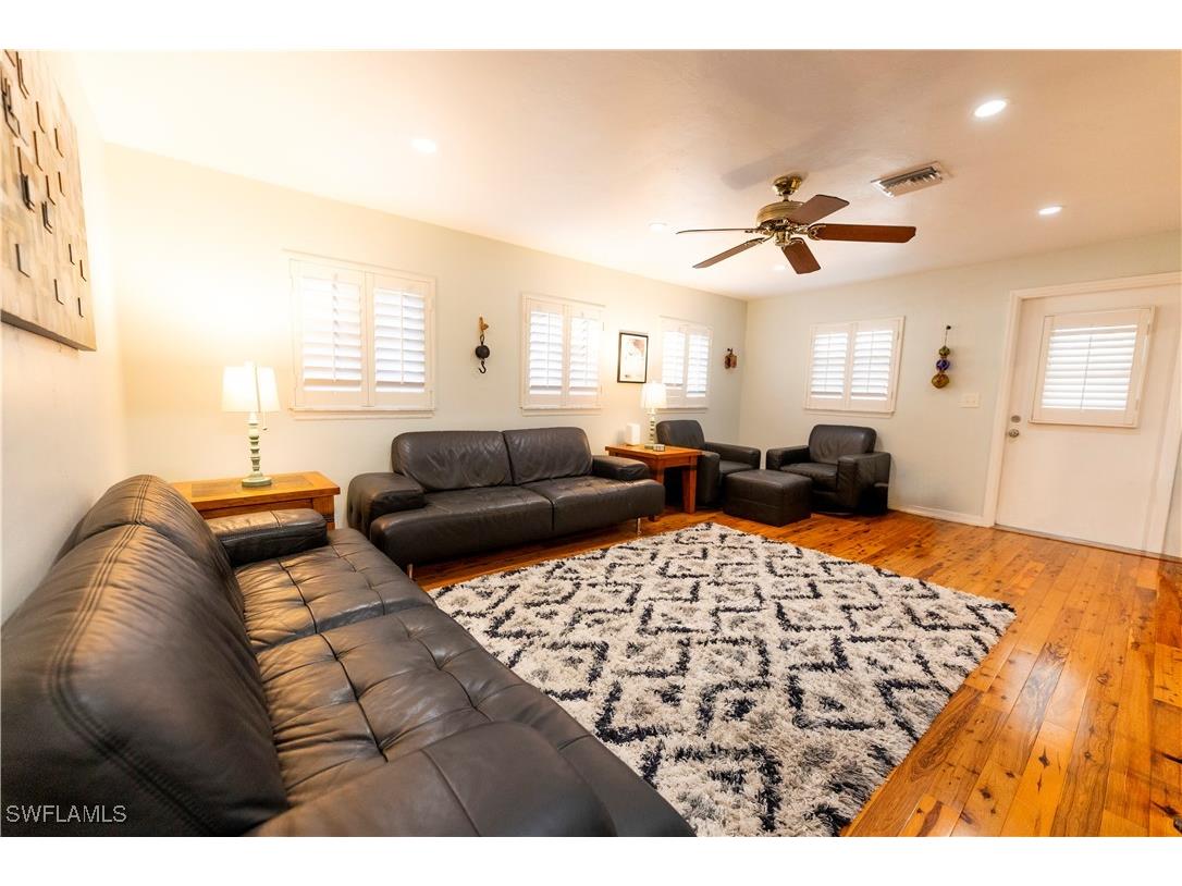 1270 11th Street N Naples FL 34102 225083322 image10