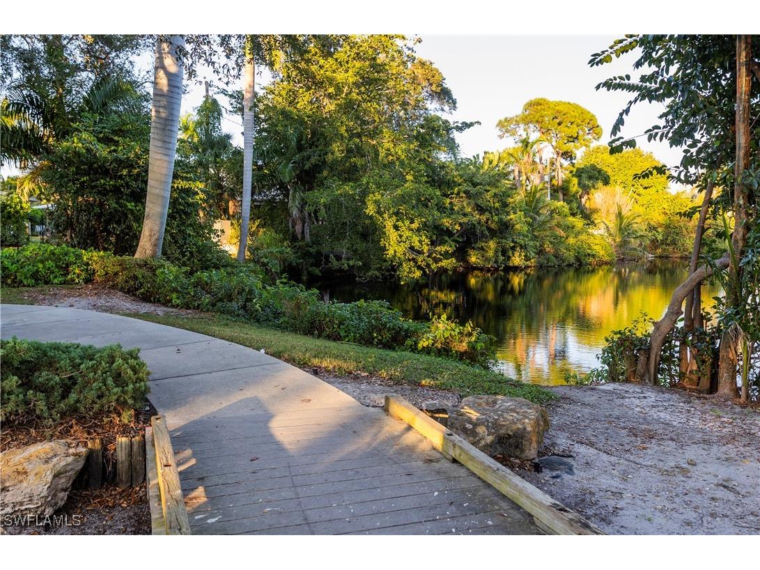 1270 11th Street N Naples FL 34102 225083322 image26