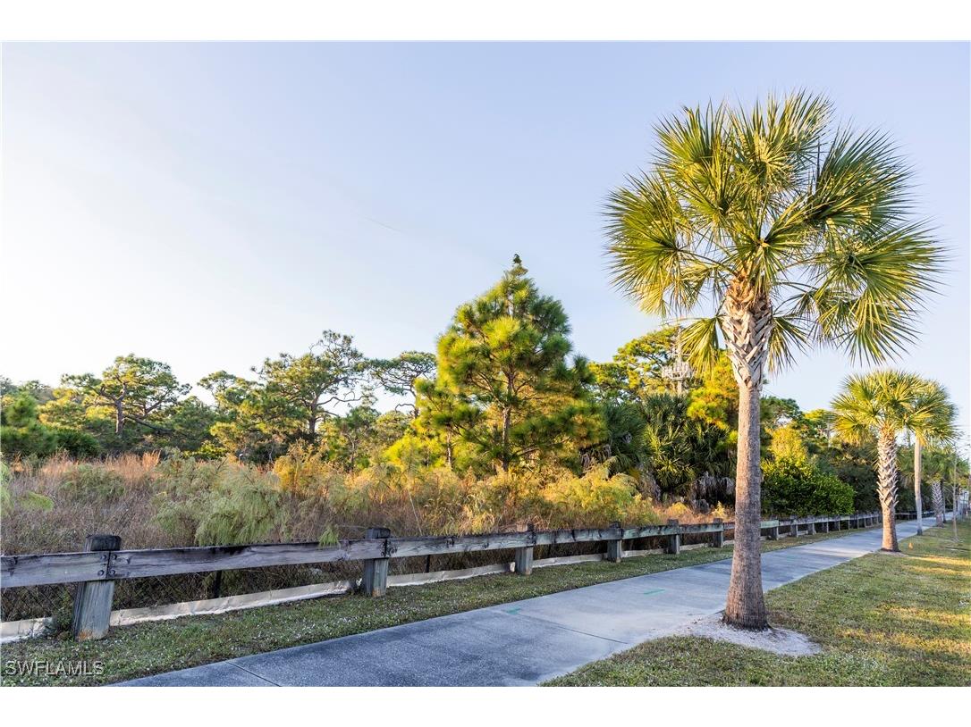 1270 11th Street N Naples FL 34102 225083322 image27