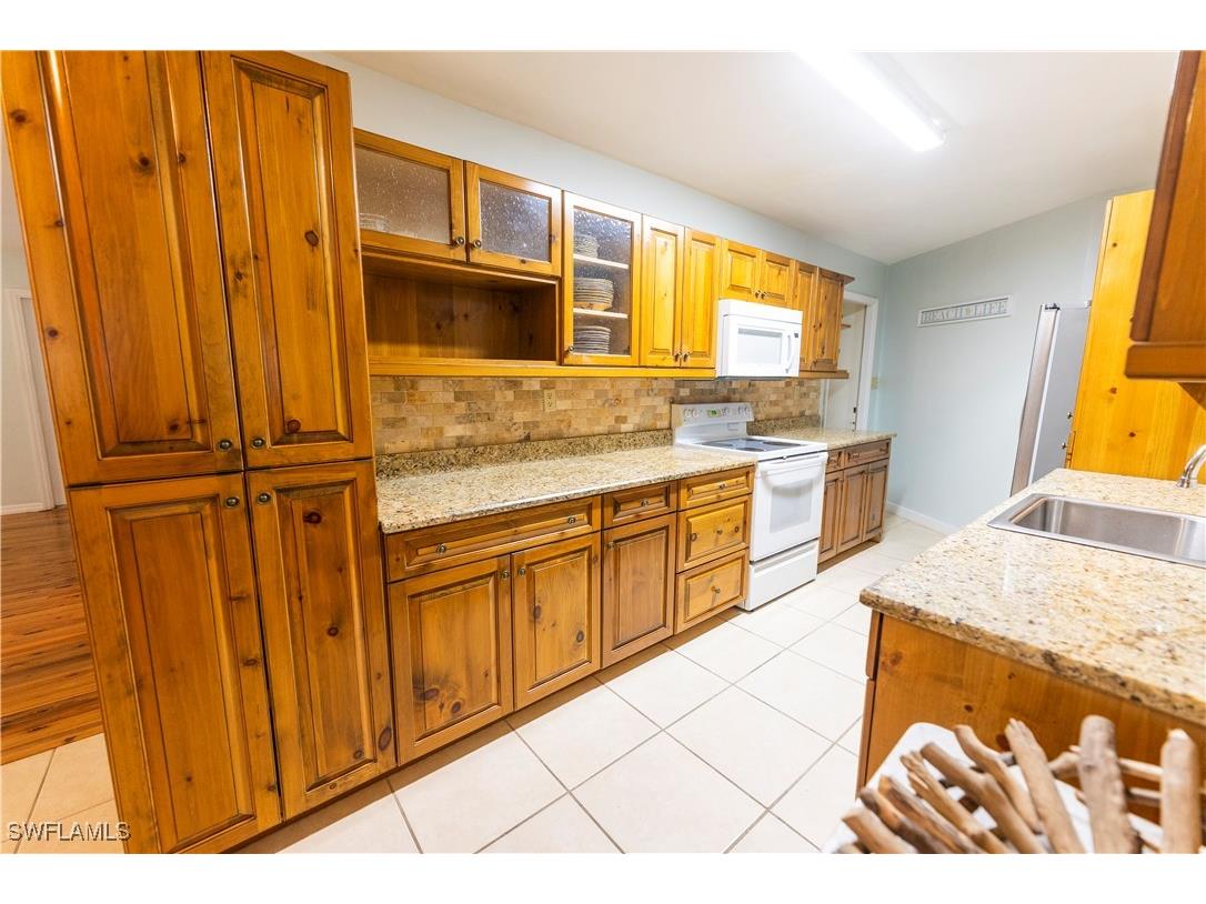 1270 11th Street N Naples FL 34102 225083322 image5