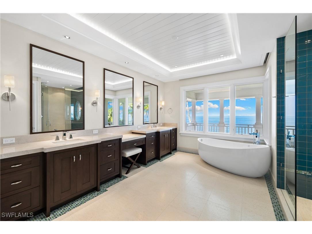 1270 Gulf Shore Boulevard S Naples FL 34102 225065823 image18