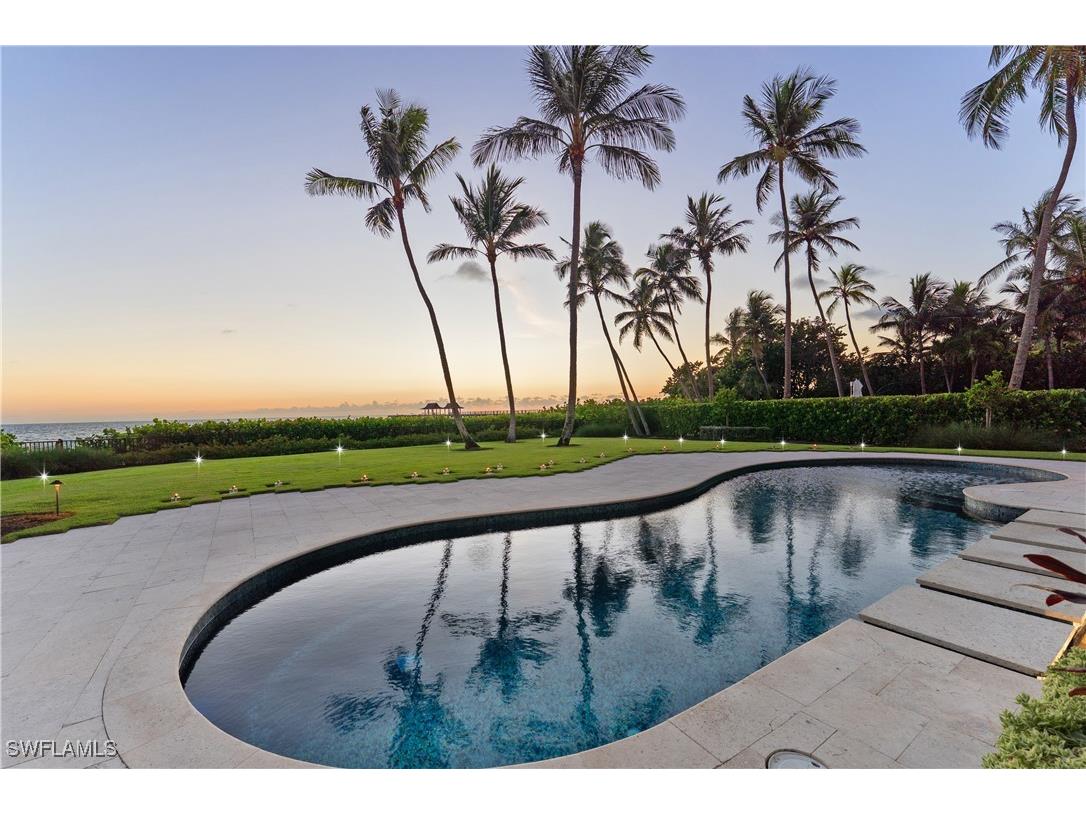 1270 Gulf Shore Boulevard S Naples FL 34102 225065823 image2