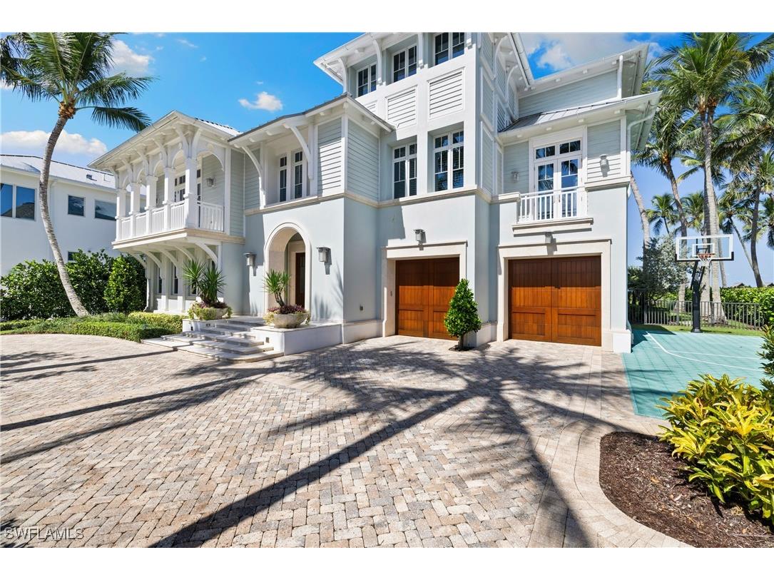 1270 Gulf Shore Boulevard S Naples FL 34102 225065823 image6