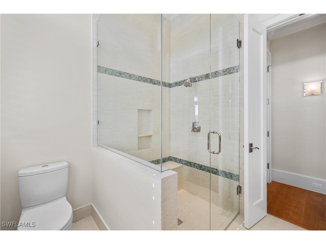 1270 Gulf Shore Boulevard S Naples FL 34102 225065823 image9