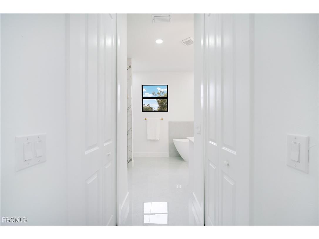 1270 Miliken Terrace Port Charlotte FL 33953 2025010039 image18