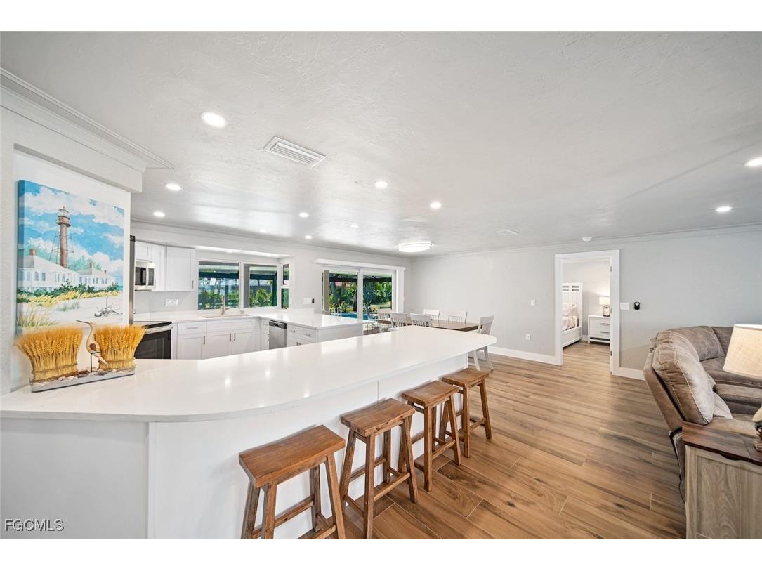 1270 Par View Drive Sanibel FL 33957 2025022279 image12