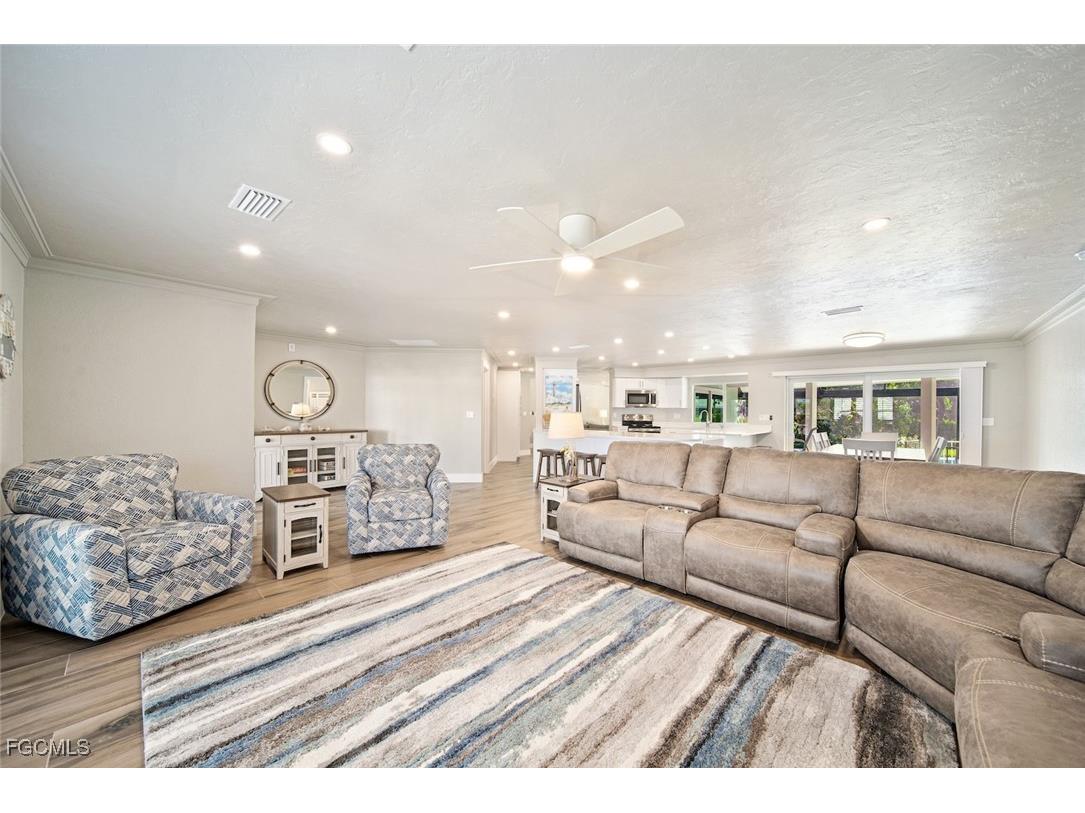 1270 Par View Drive Sanibel FL 33957 2025022279 image6