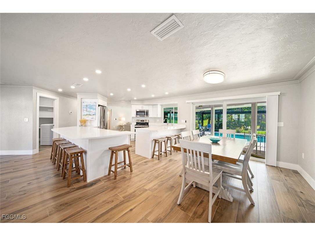 1270 Par View Drive Sanibel FL 33957 2025022279 image9