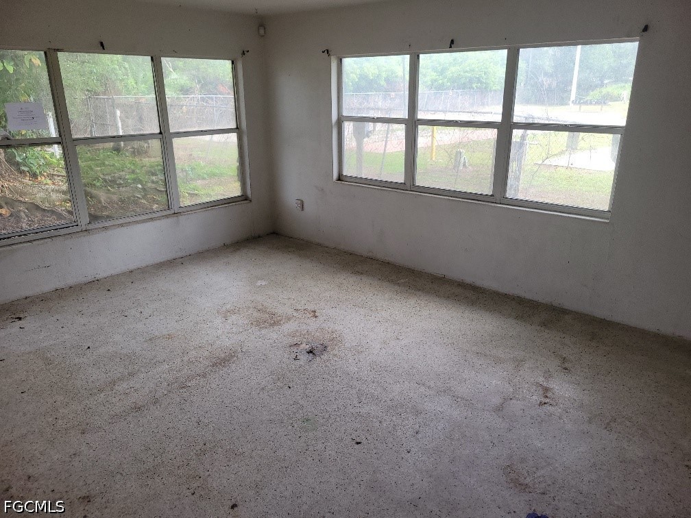 1270 Pinecrest Street North Fort Myers FL 33903 2026020233 image4