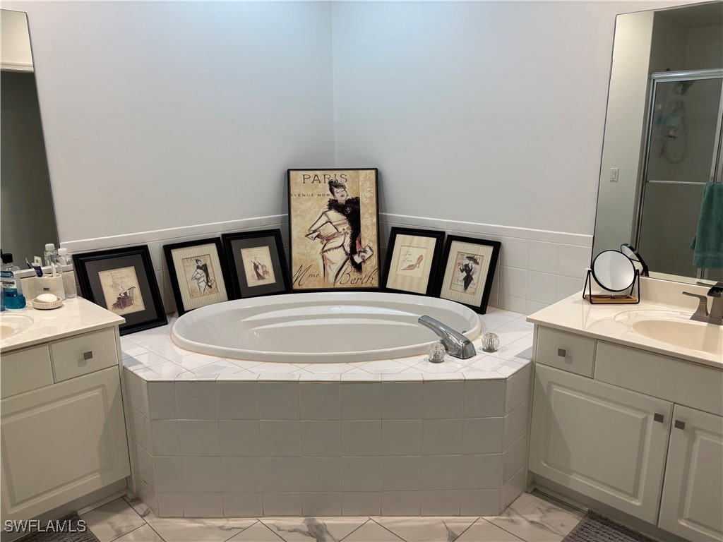 1270 Shady Rest Lane #403 Naples FL 34103 226000308 image17