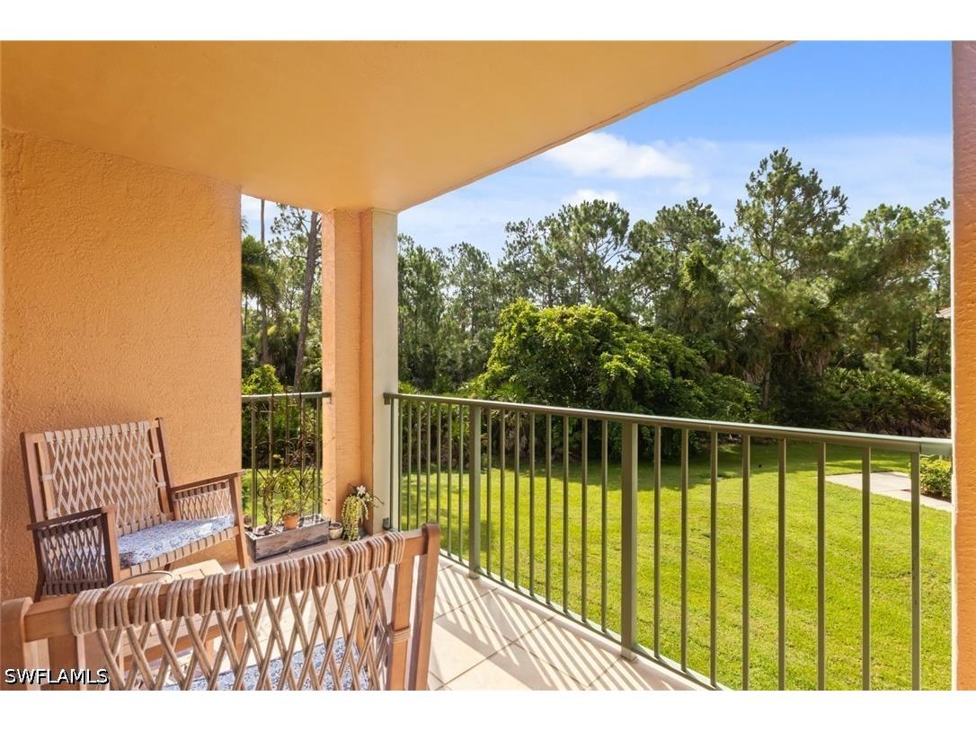 1270 Wildwood Lakes Boulevard #204 Naples FL 34104 226025612 image18