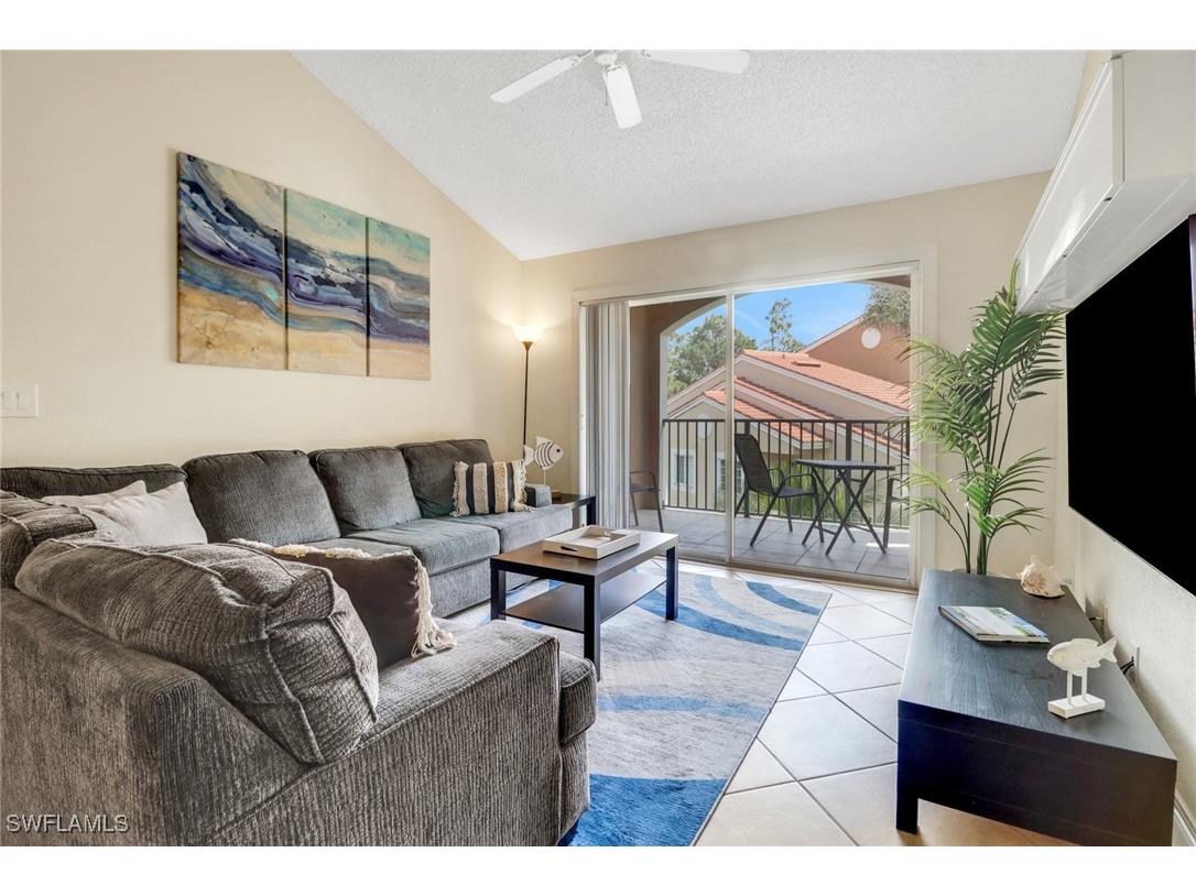 1270 Wildwood Lakes Boulevard #306 Naples FL 34104 225030268 image1