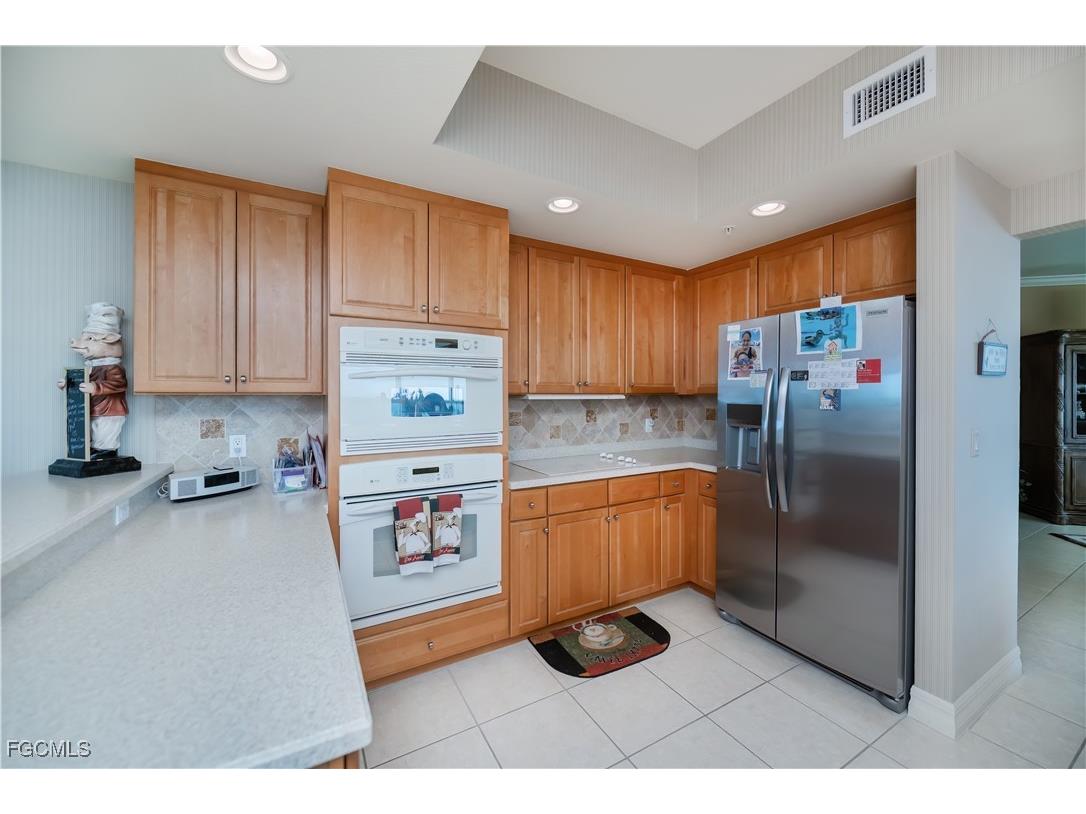 12701 Mastique Beach Boulevard #401 Fort Myers FL 33908 2025022904 image11