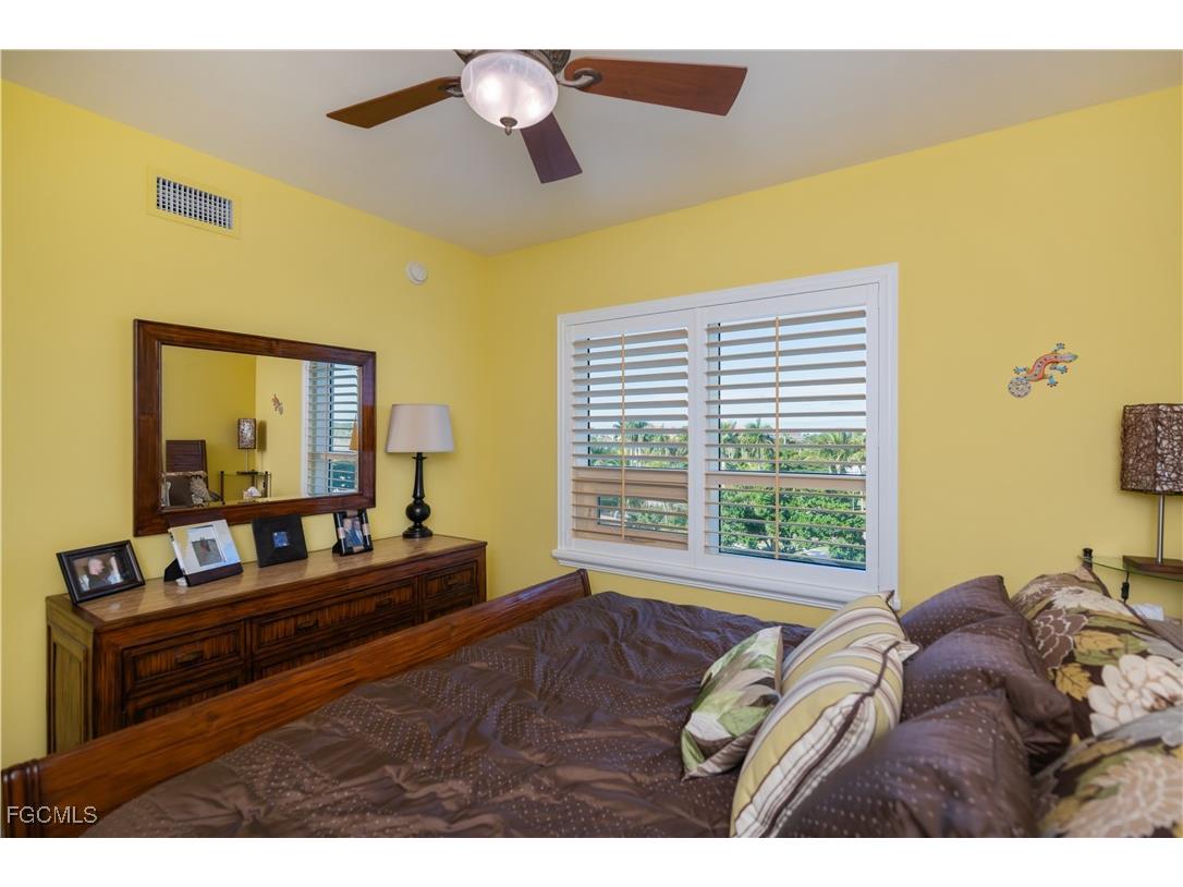 12701 Mastique Beach Boulevard #401 Fort Myers FL 33908 2025022904 image17