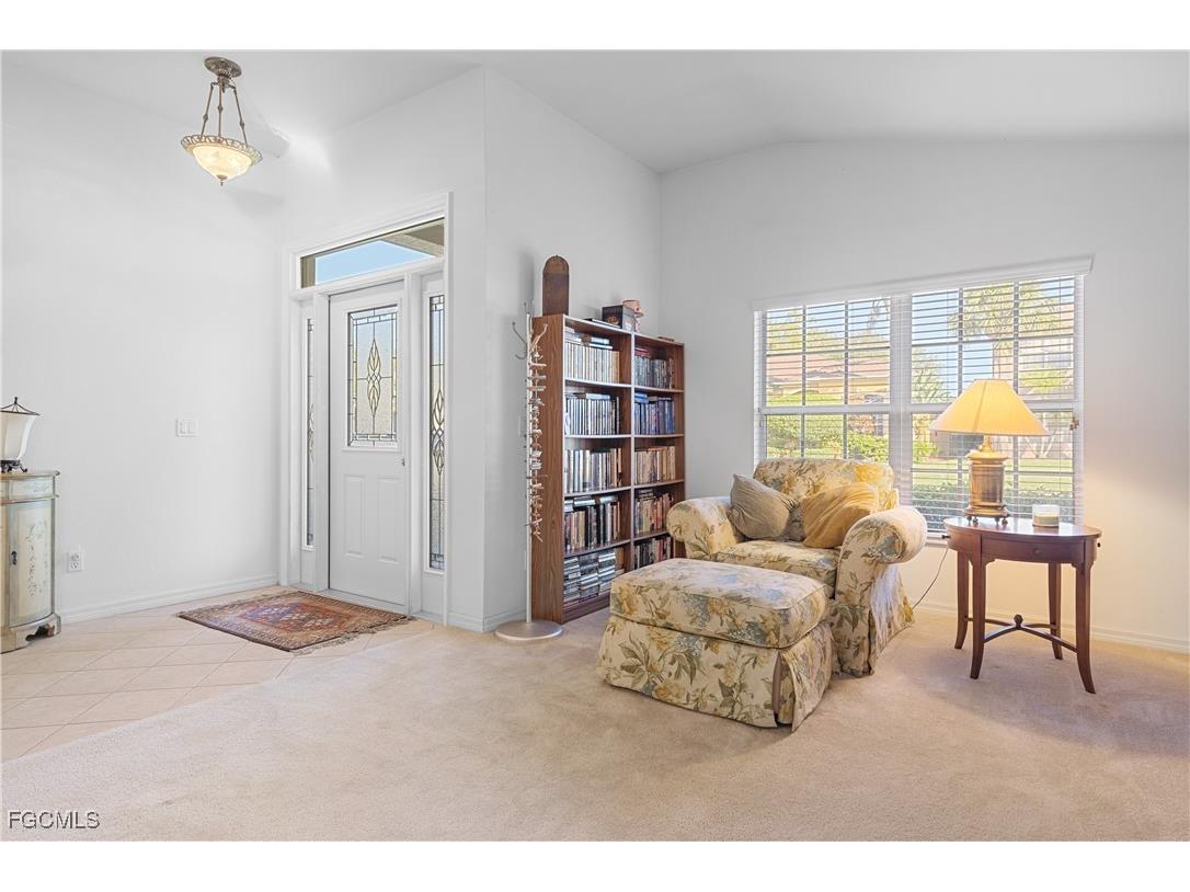 12715 Aston Oaks Drive Fort Myers FL 33912 2025017990 image11