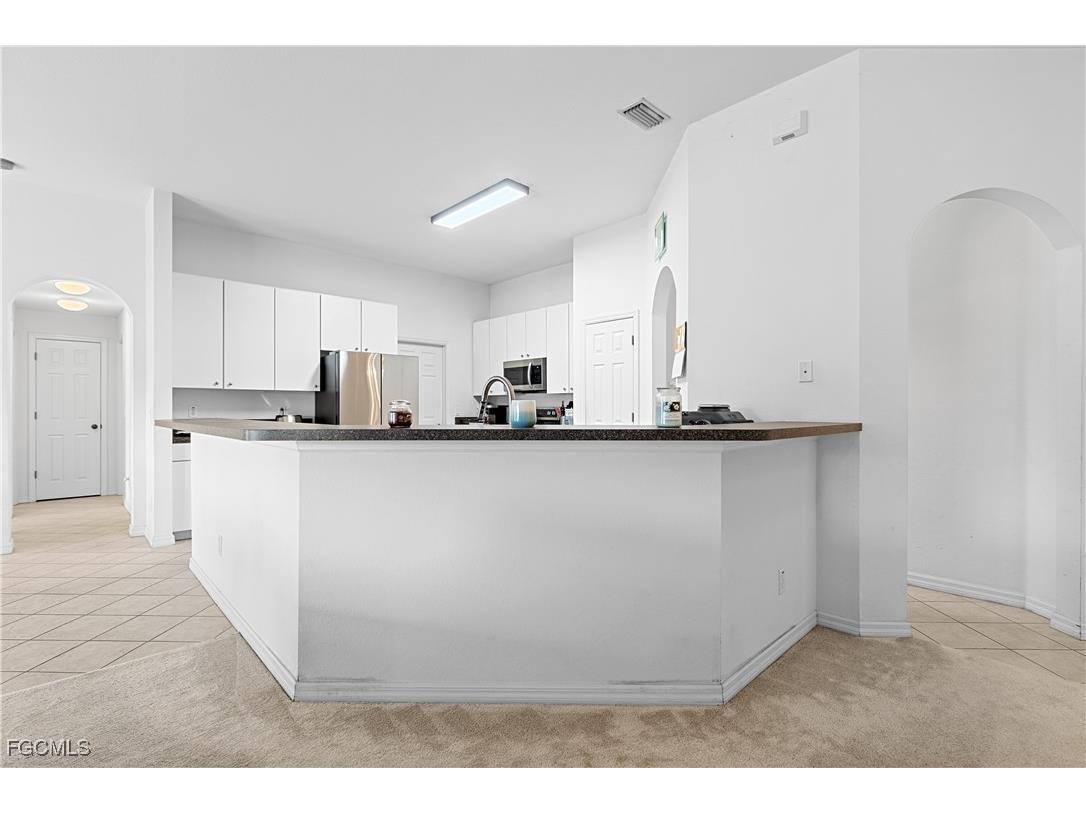 12715 Aston Oaks Drive Fort Myers FL 33912 2025017990 image19