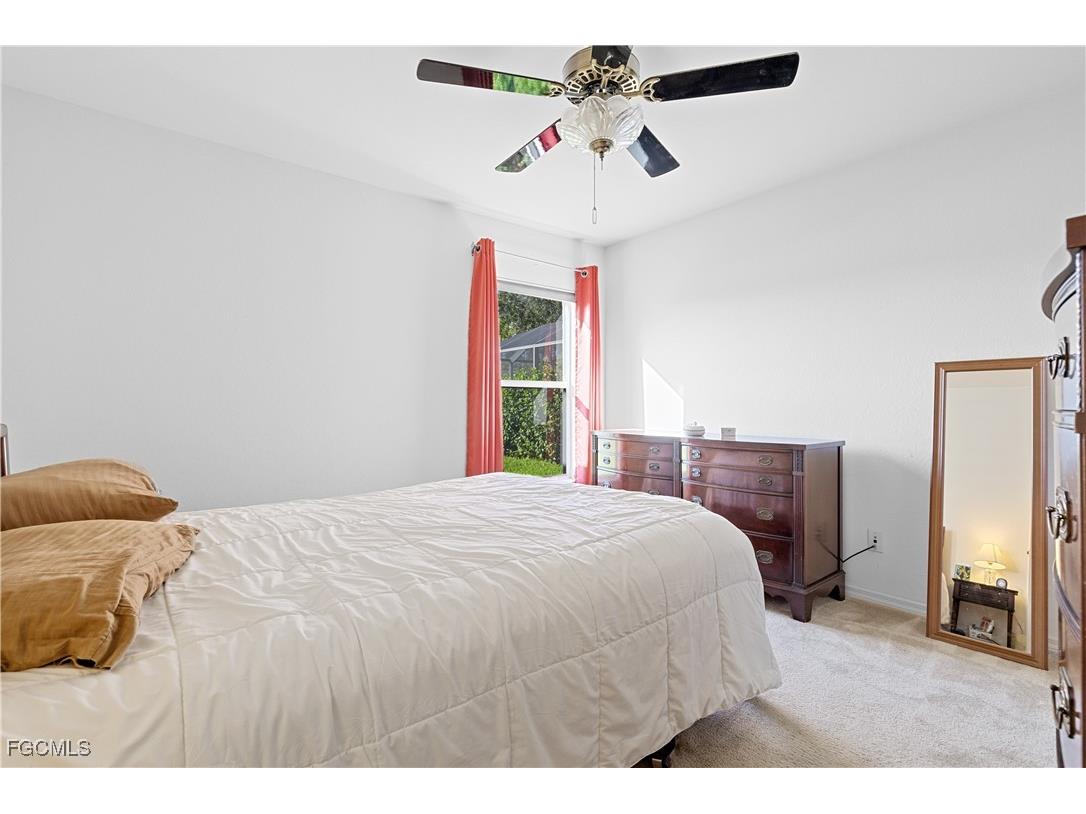 12715 Aston Oaks Drive Fort Myers FL 33912 2025017990 image31